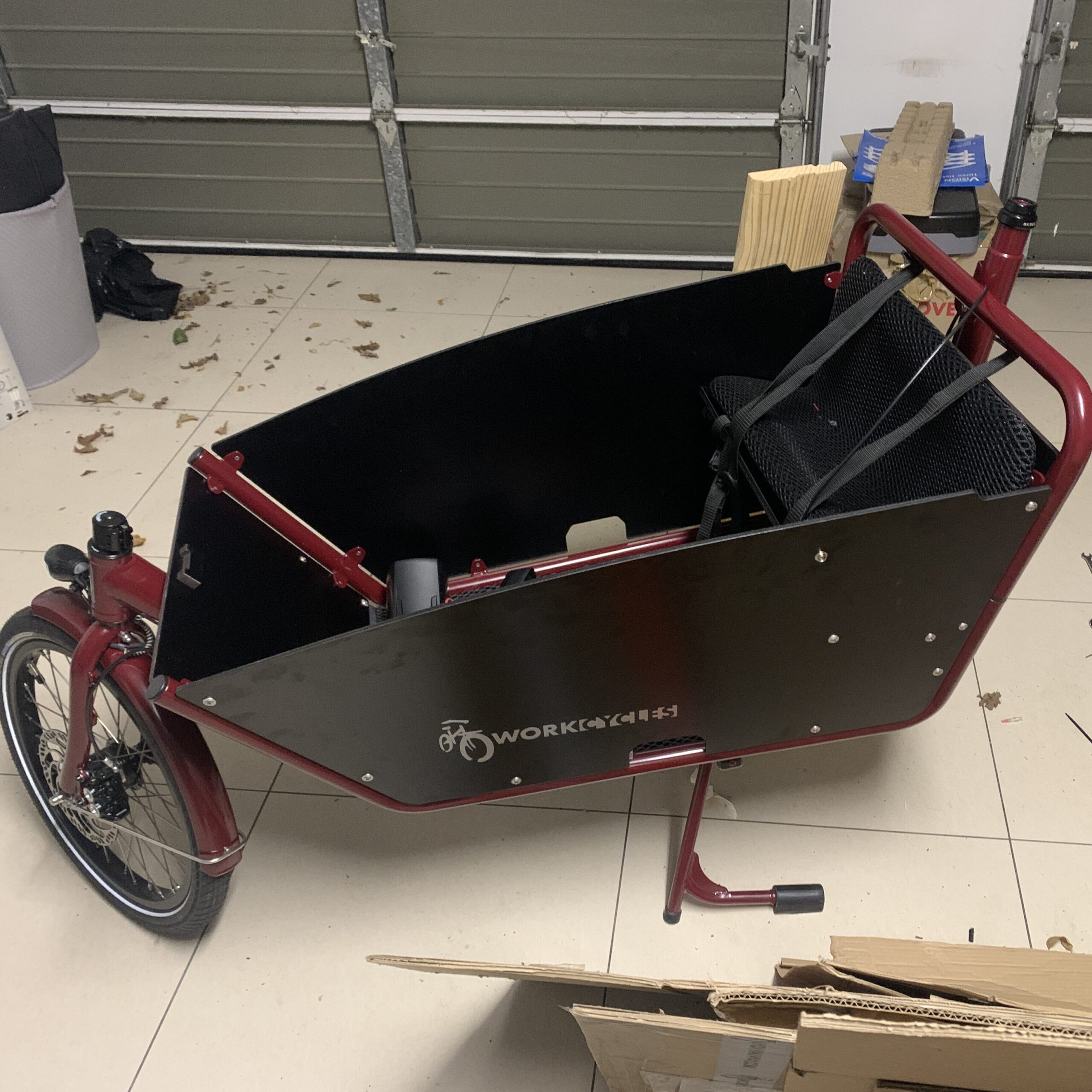 Workcycles kr8 front half edited scaled